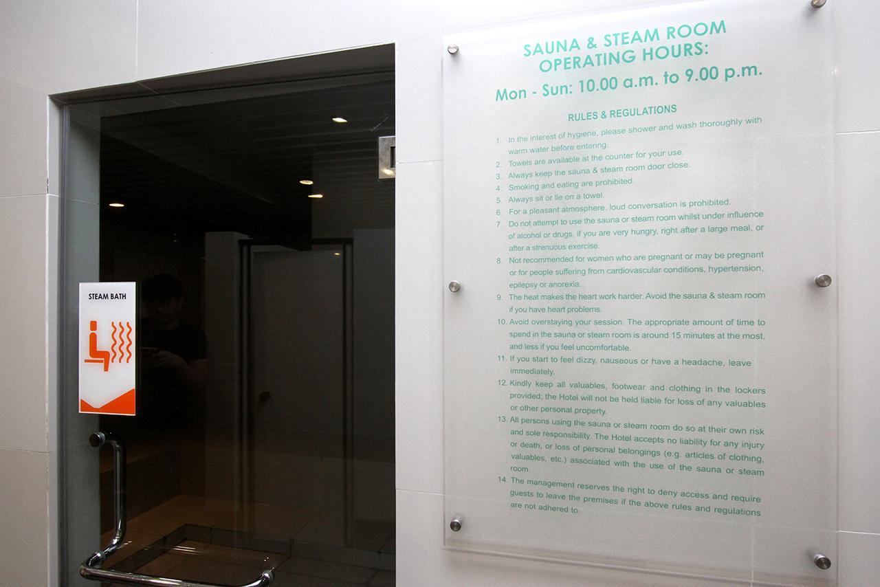 Bernard Holiday Home @ Imperial Suites クチン エクステリア 写真