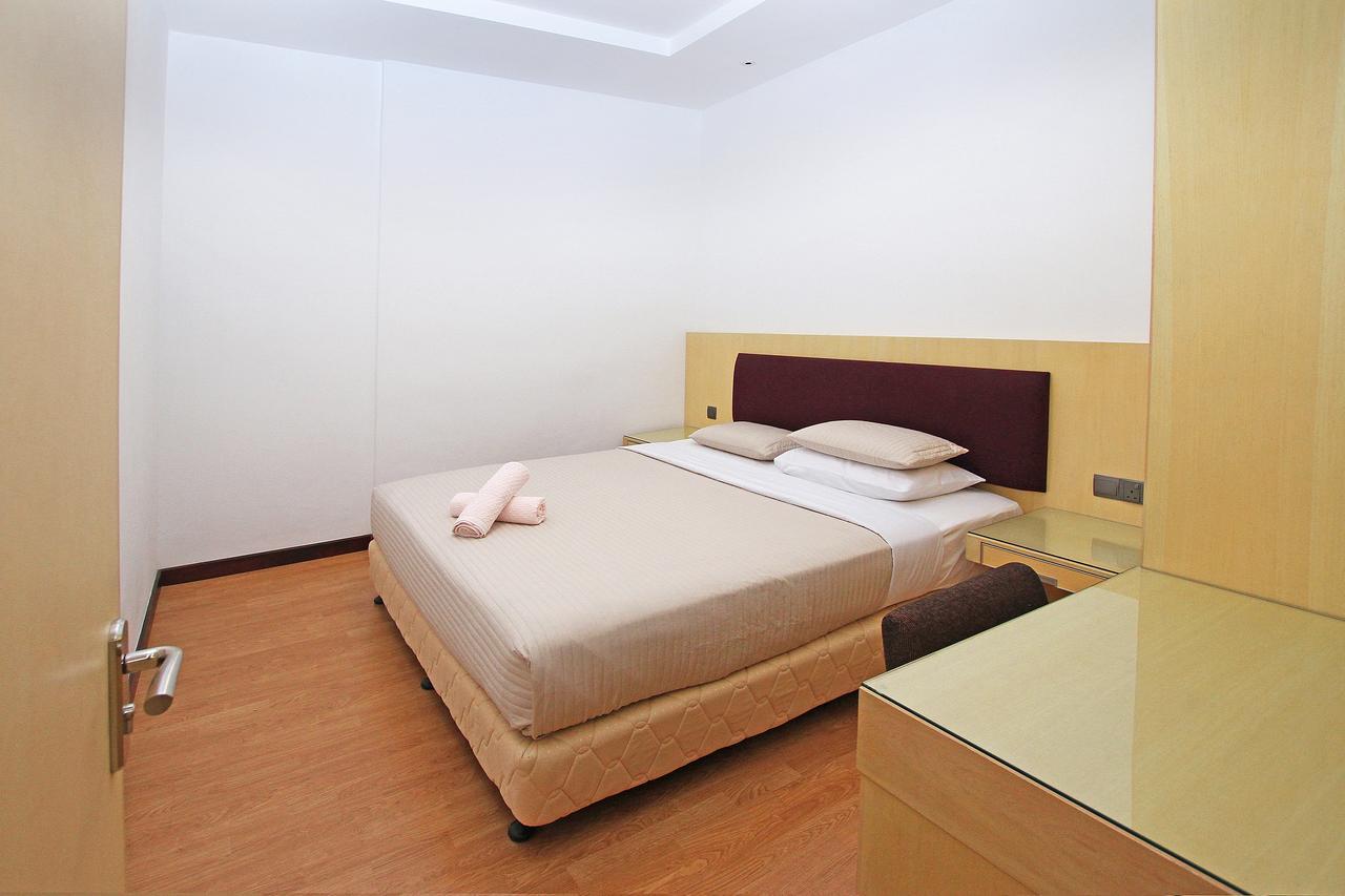 Bernard Holiday Home @ Imperial Suites クチン エクステリア 写真