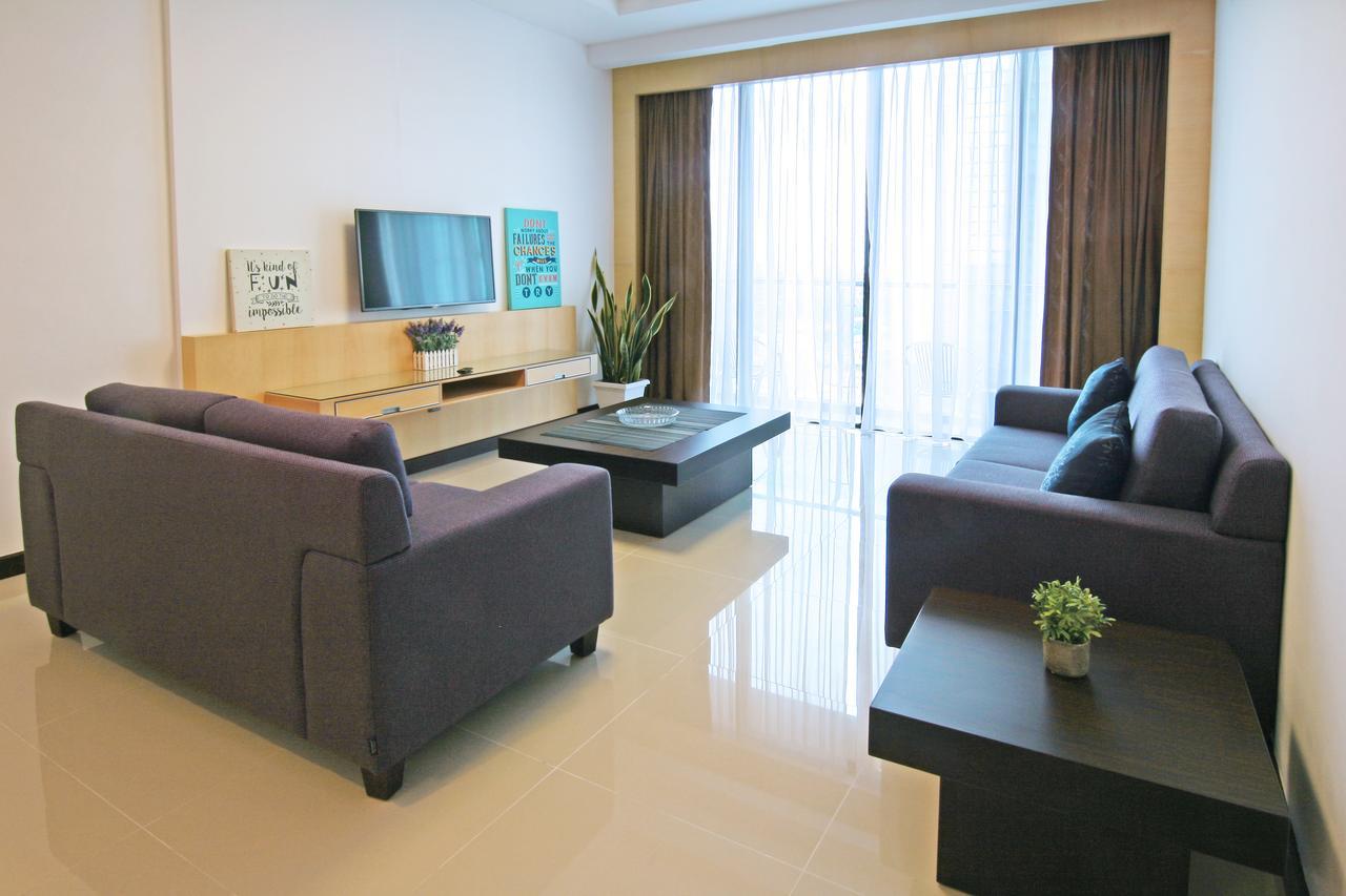 Bernard Holiday Home @ Imperial Suites クチン エクステリア 写真